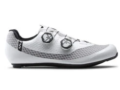 Northwave Mistral Plus - Landsvägscykelskor - Ovanpå - Vit