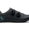 Northwave Revolution 3 - Landsvägscykelskor - Ovanpå - Svart